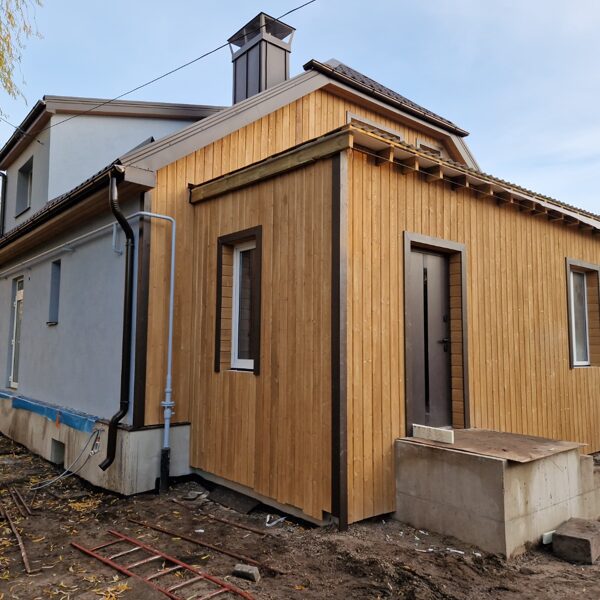 Mājas siltināšana, dekors un vagondēlis